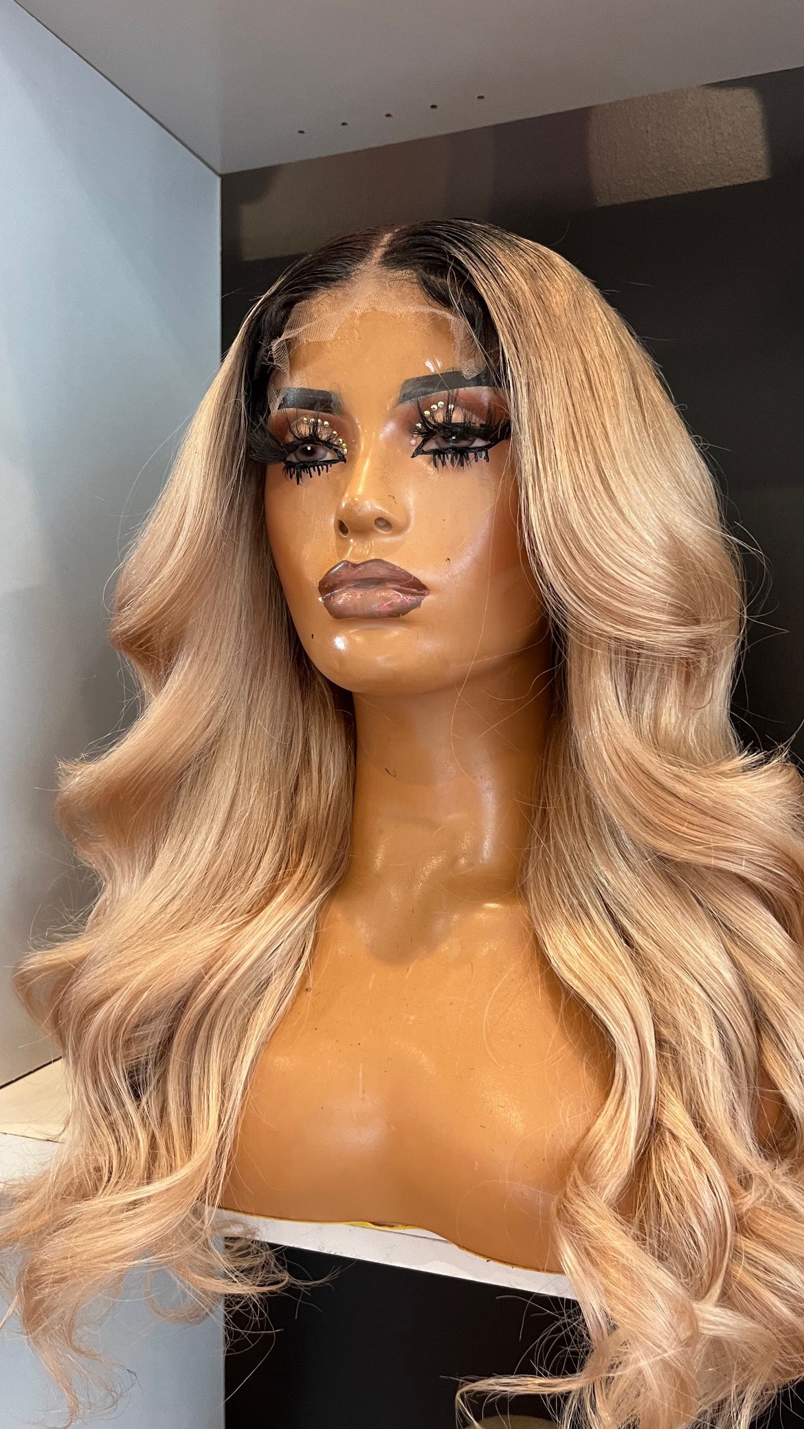 Toned Blondie